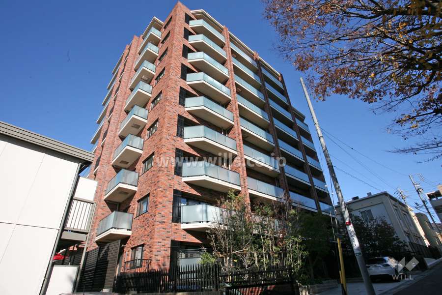 ローレルコート八事石坂の外観
