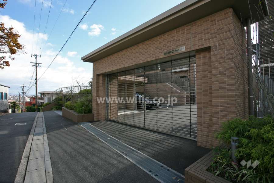 駐車場出入口(リングシャッター付き)