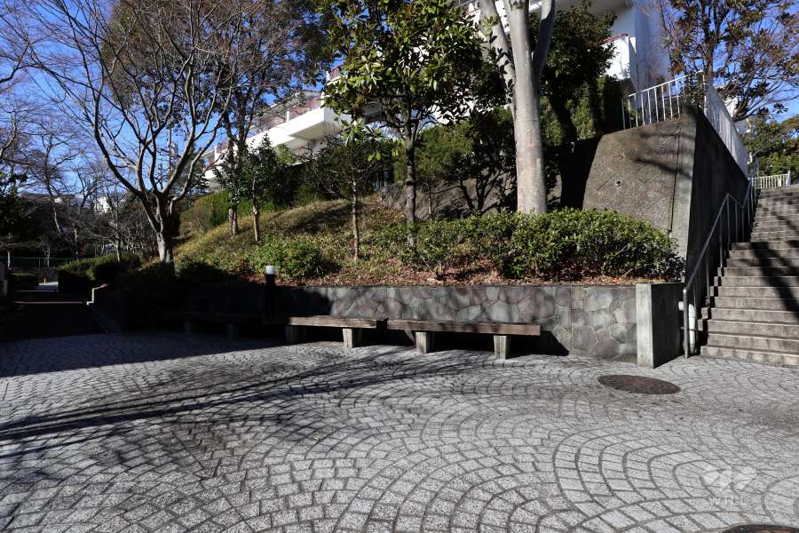 敷地内の広場