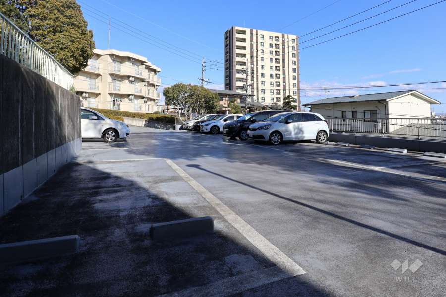 敷地内駐車場（屋外平面式）