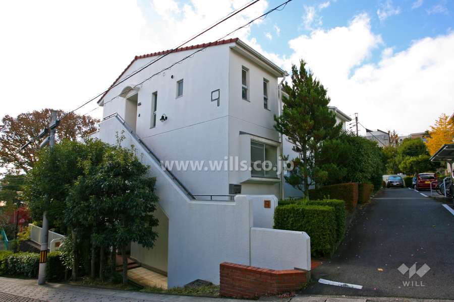 タウン上八事9号棟の外観