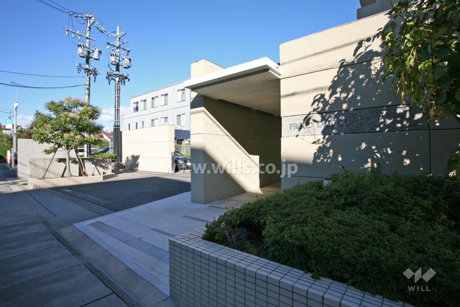敷地入り口