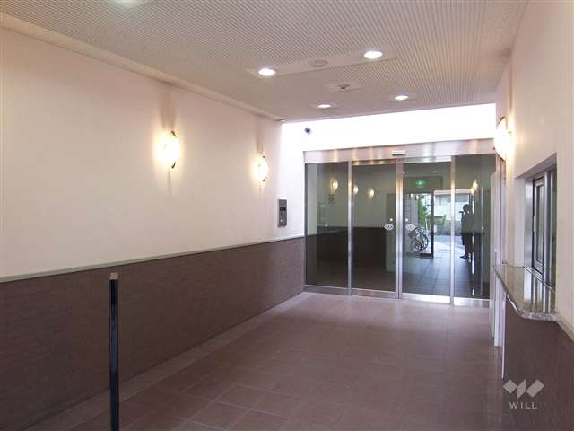 エントランス内