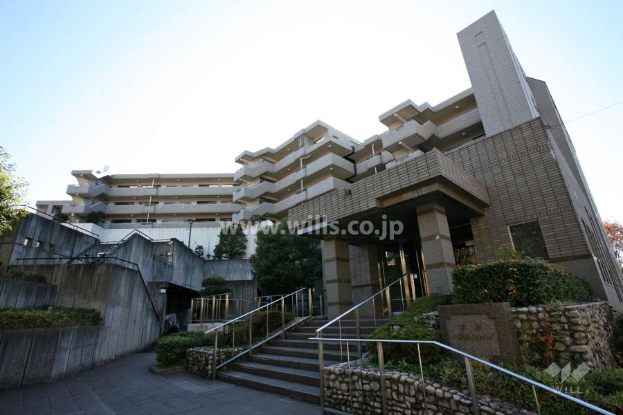 野村八事表山ヒルズの外観（北側から）