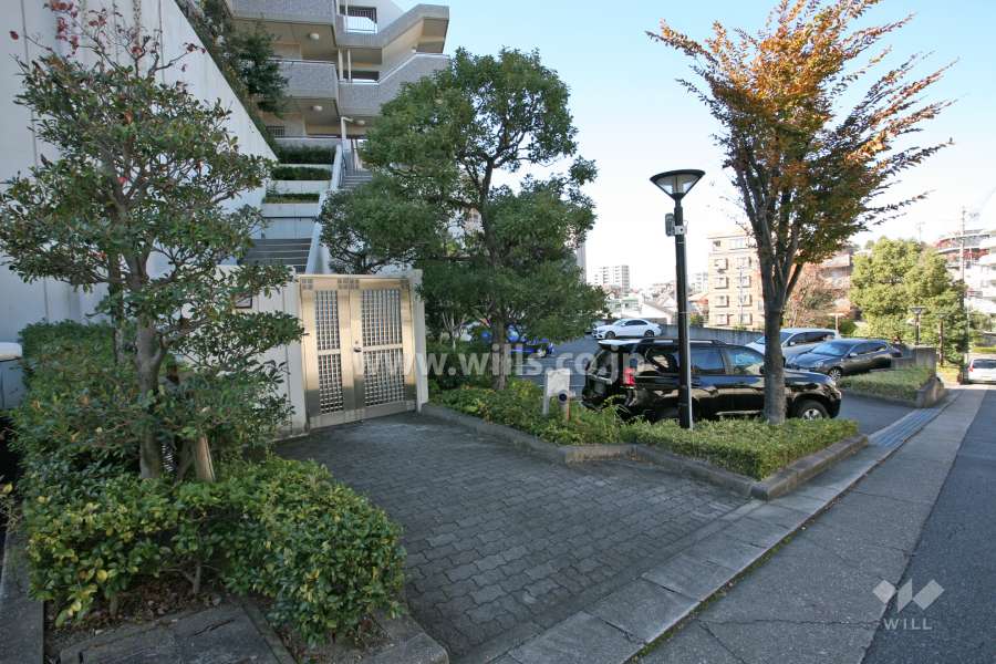 北東側の通用口