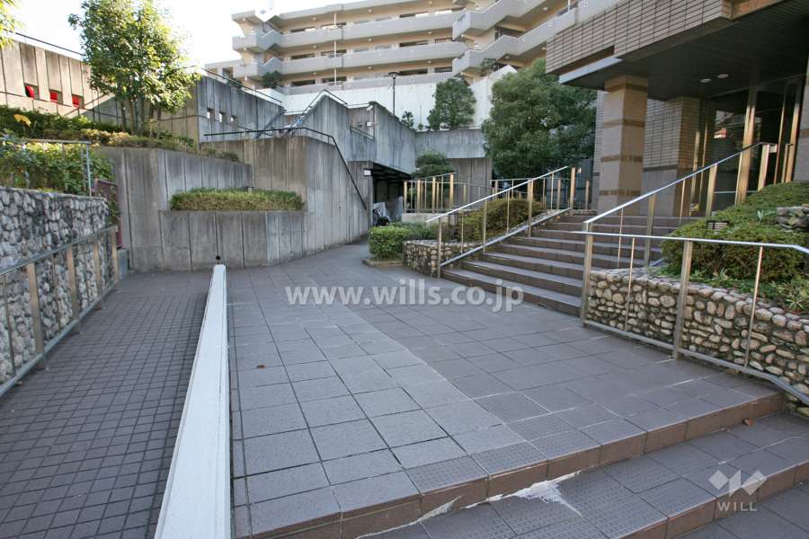 エントランスアプローチ