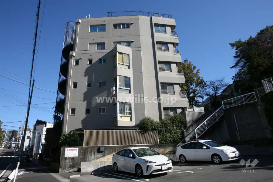 シャルム八事の外観（西側から）