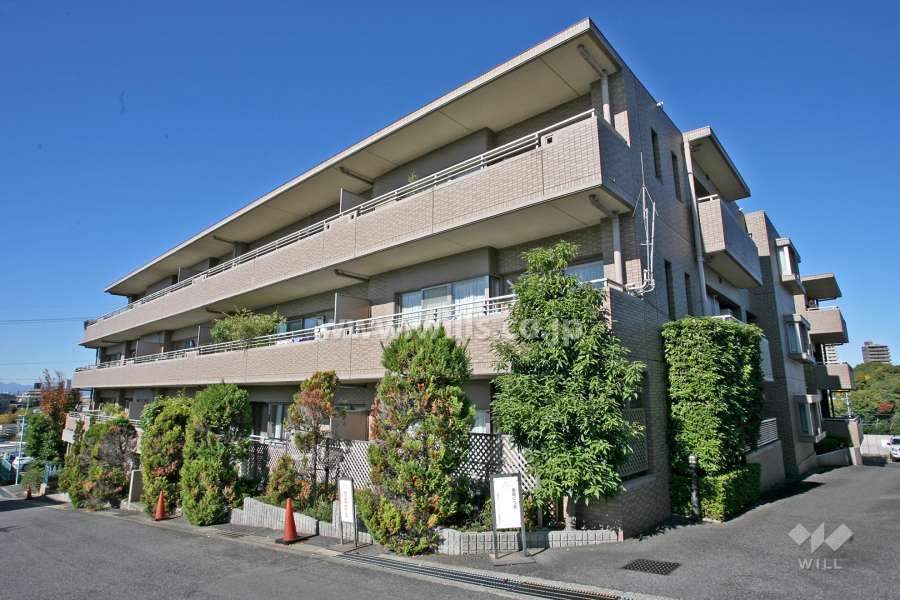 八事表山シティハウスの外観(南東から)