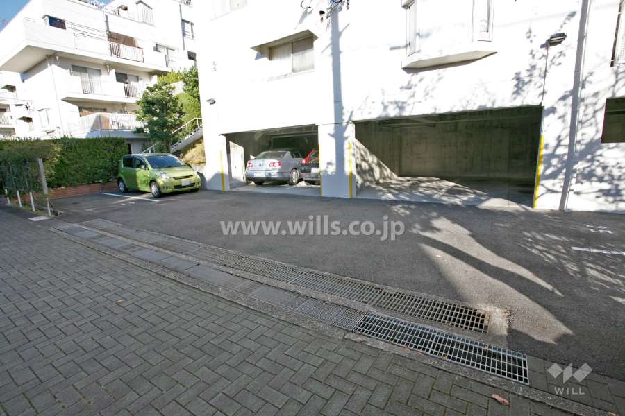 敷地内駐車場(屋外平面式)
