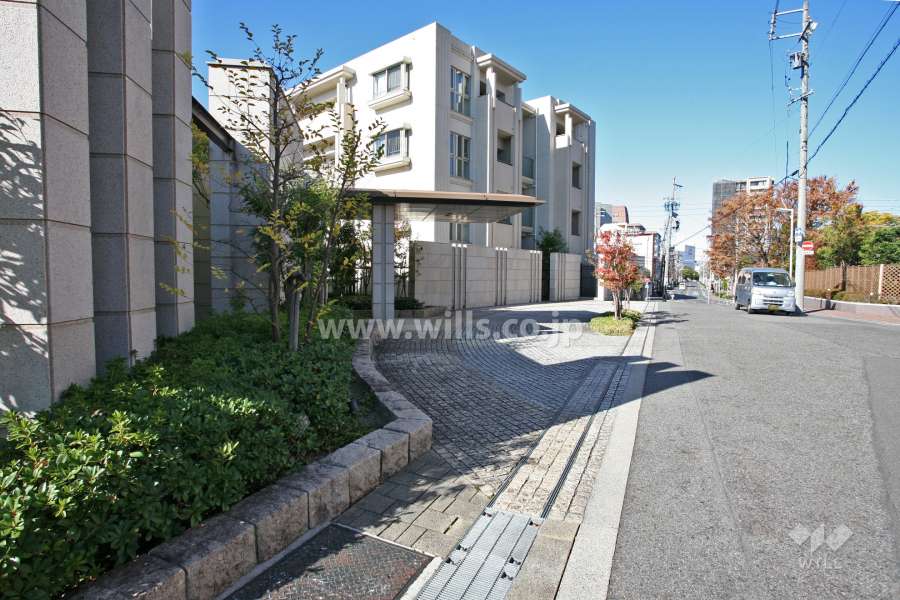 エントランスアプローチ