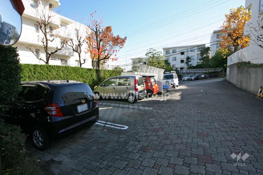 敷地内駐車場（屋外平面式）