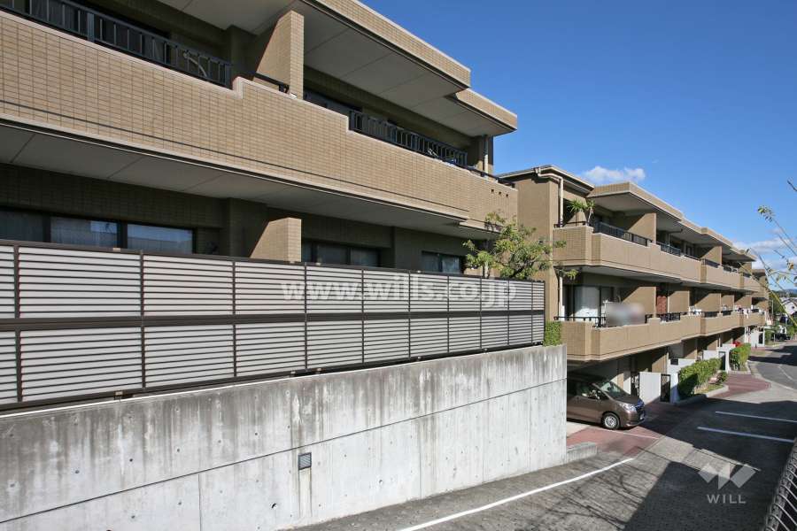 藤和八事ホームズDUALSTAGE壱番館の外観