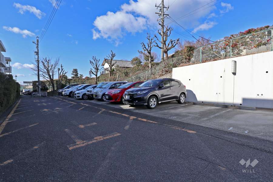 敷地内駐車場（屋外平面式）