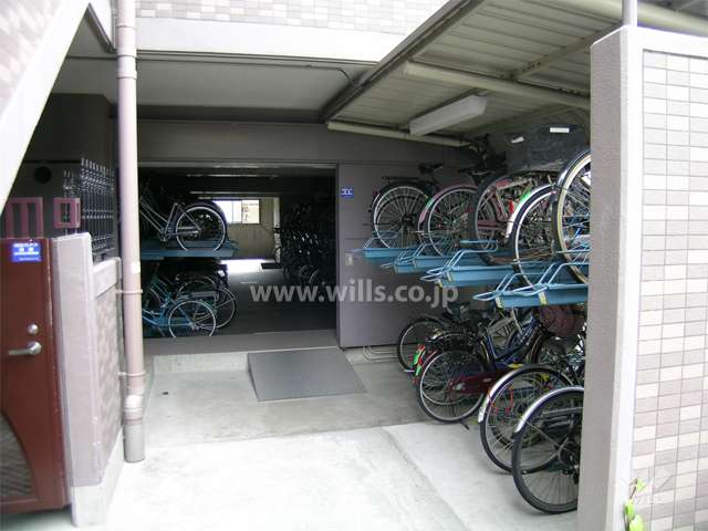 屋根のある駐輪場