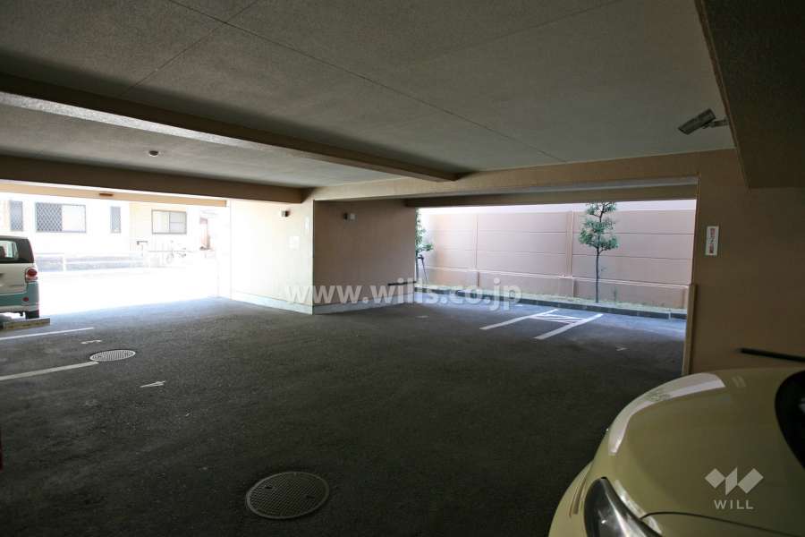 敷地内駐車場(屋内平面式)