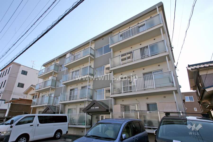 ファミール野並の外観