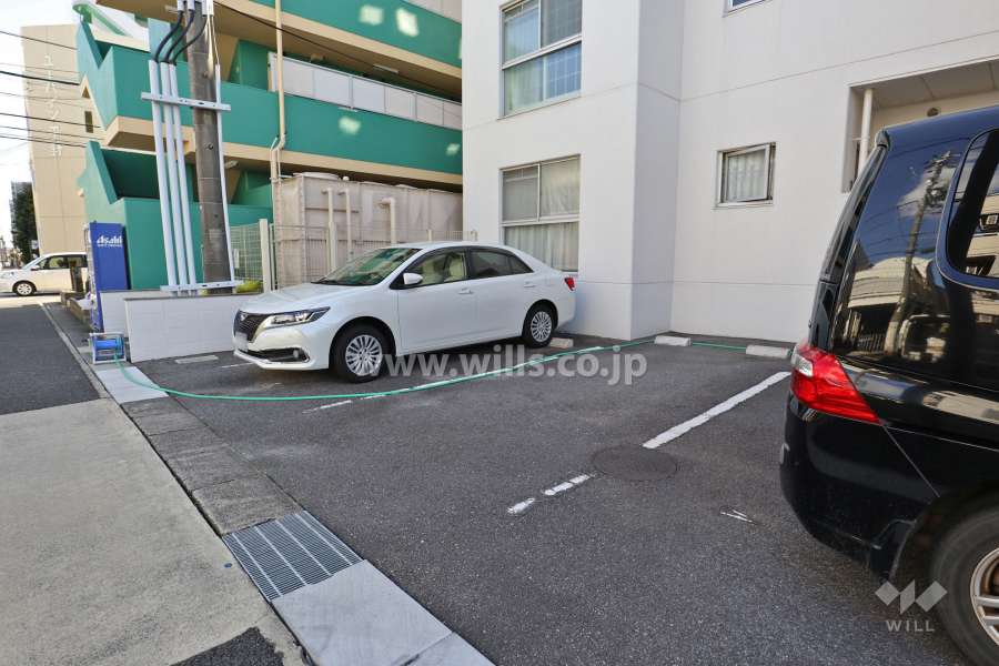 敷地内駐車場（屋外平面式）