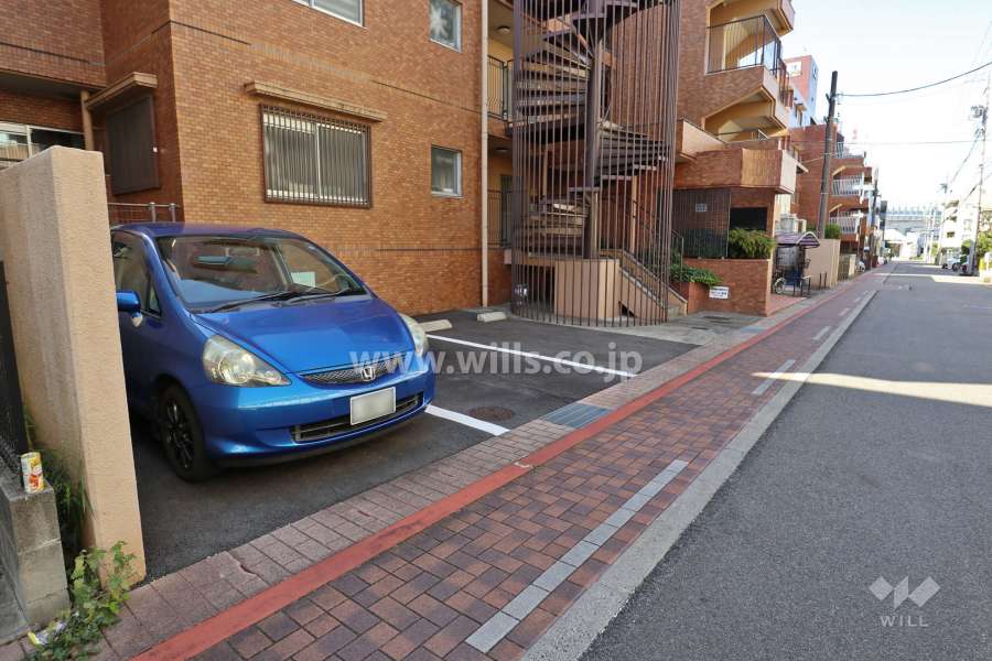 敷地内駐車場（屋外平面式）