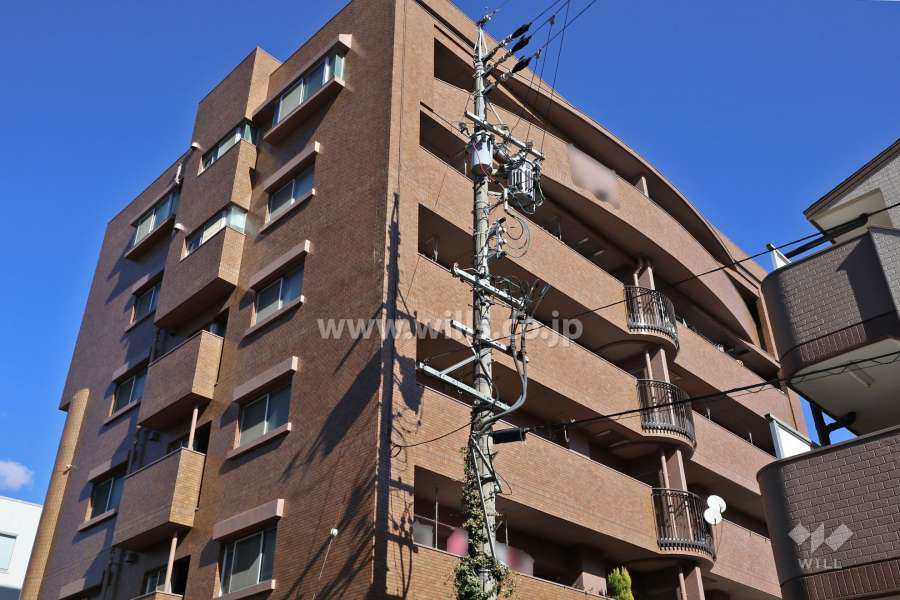 三旺マンション第8原の外観（南西側から)