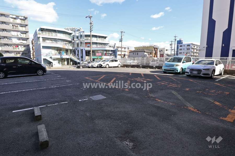 敷地内駐車場（屋外平面式）