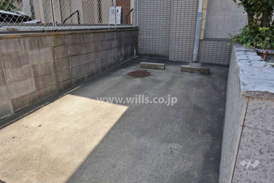 敷地内駐車場（屋外平面式）