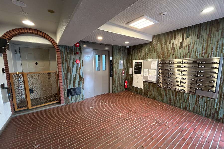 エントランスホール