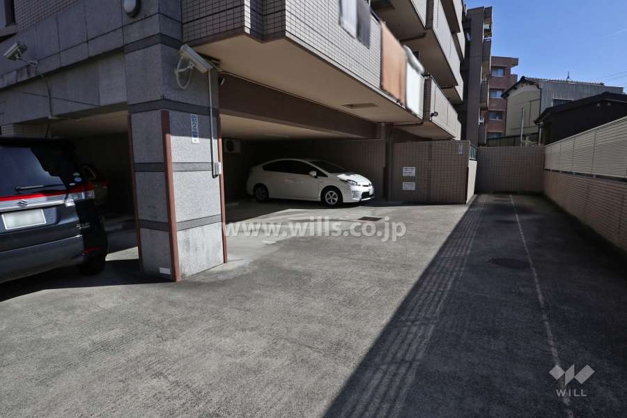 駐車場入り口