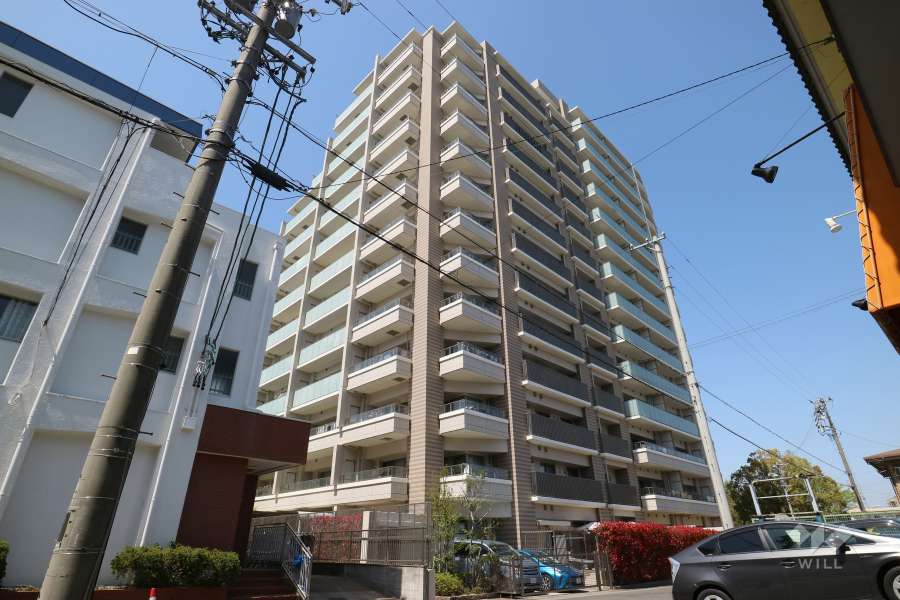 プラウド平針の外観（南東側から）