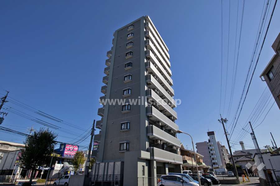 ダイアパレス平針の外観（西側から）