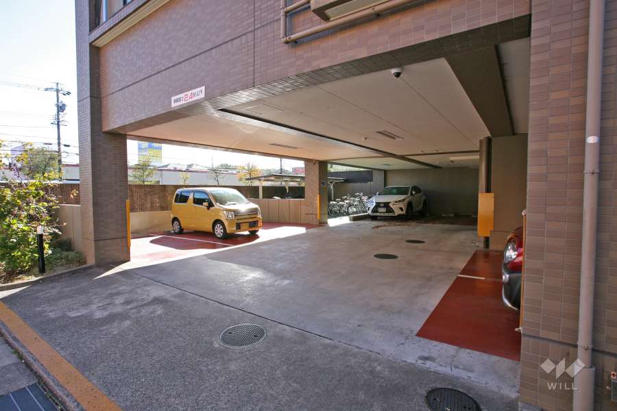 敷地内駐車場（屋内平面式）