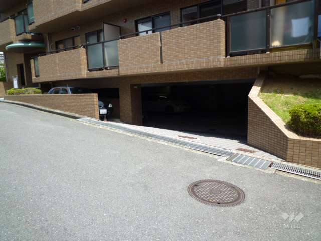 駐車場の出入口