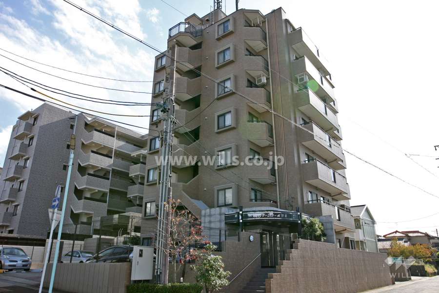 グリーンコーポ野並の外観