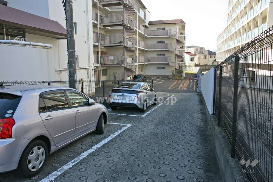 敷地内駐車場（屋外平面式）