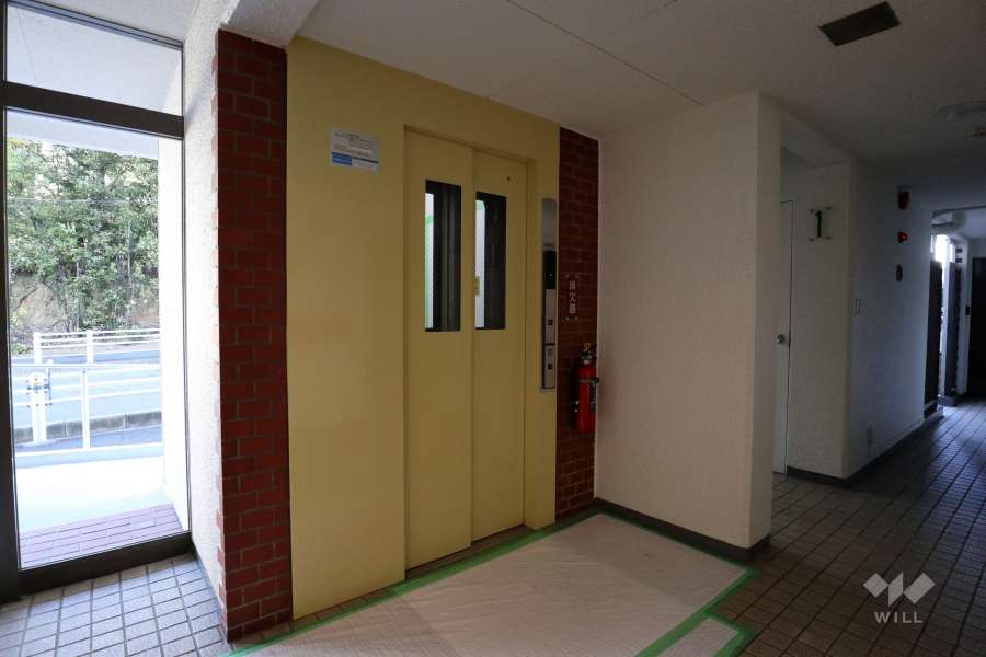 エレベーター