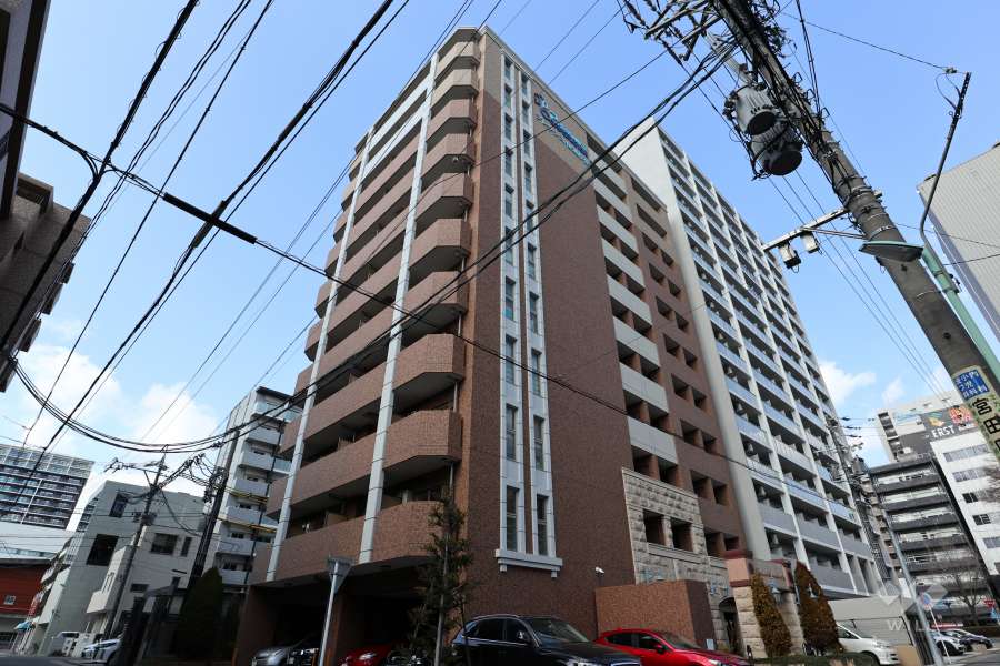 プレサンス桜通り葵の外観（南東側から）