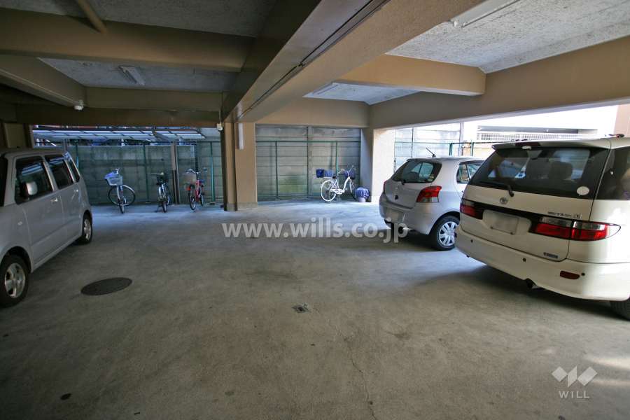 敷地内駐車場(屋内平面式)