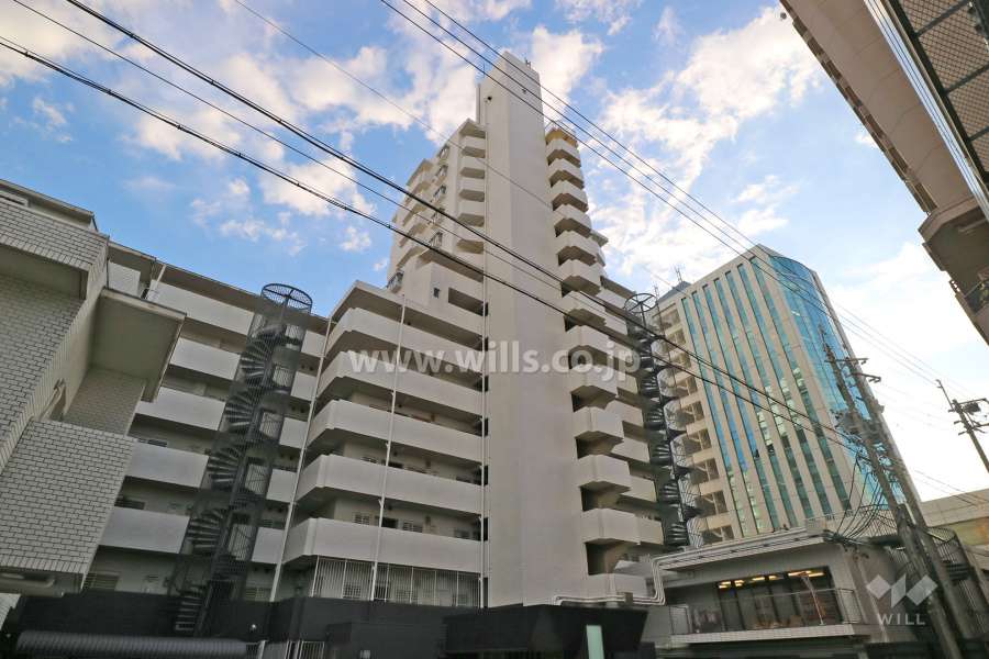 グランカーサ代官町の外観（北東側から）