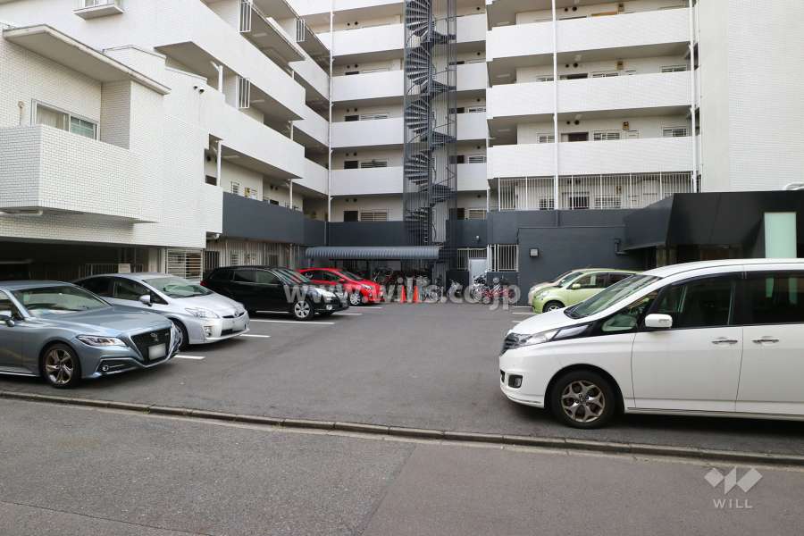 敷地内駐車場（屋外平面式）