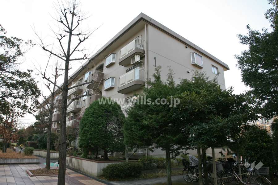 サンハイツ鍋屋上野1号棟の外観(北西側から)