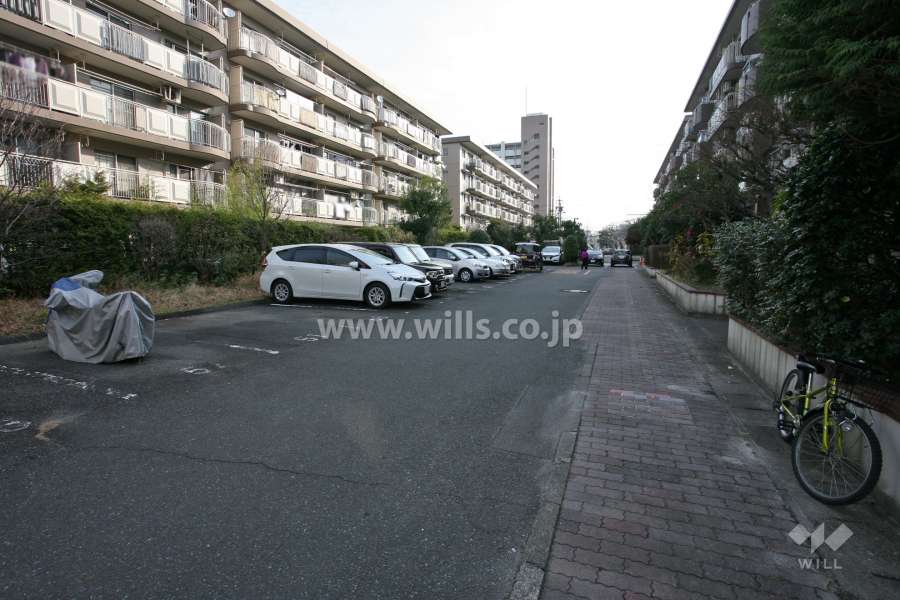 敷地内駐車場(屋外平面式)