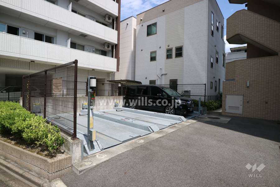 敷地内駐車場（屋外機械式）