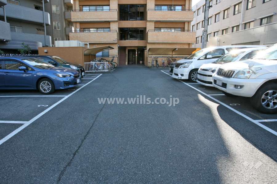 敷地内駐車場（屋外平面式）