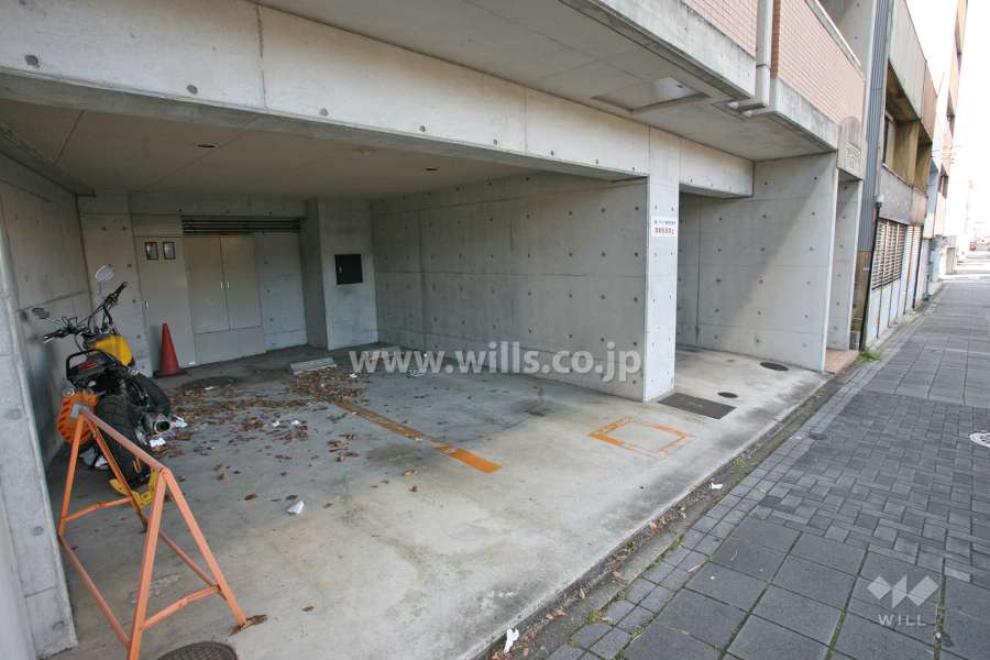 敷地内駐車場(屋内平面式)
