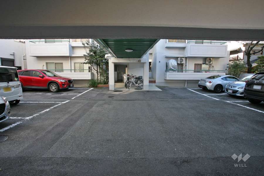 敷地内駐車場(屋外平面式)