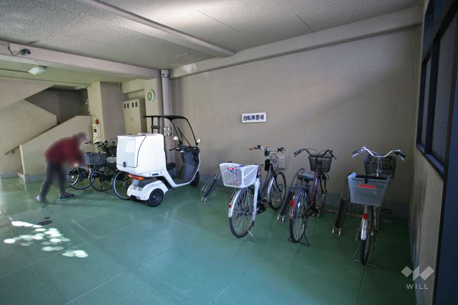 駐輪場