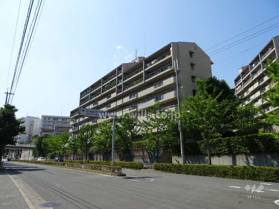 星和プラネタウン千里南第1期D棟（射手座のまち）の遠景