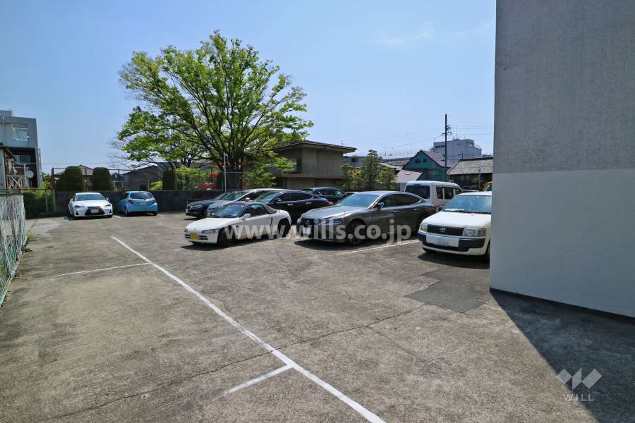 敷地内駐車場(屋外平面式)