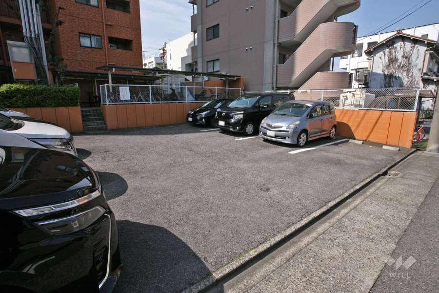 敷地内駐車場(屋外平面式)