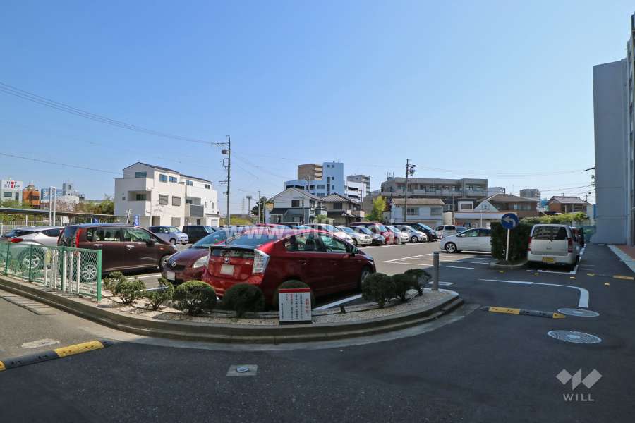 敷地内駐車場（屋外平面式）