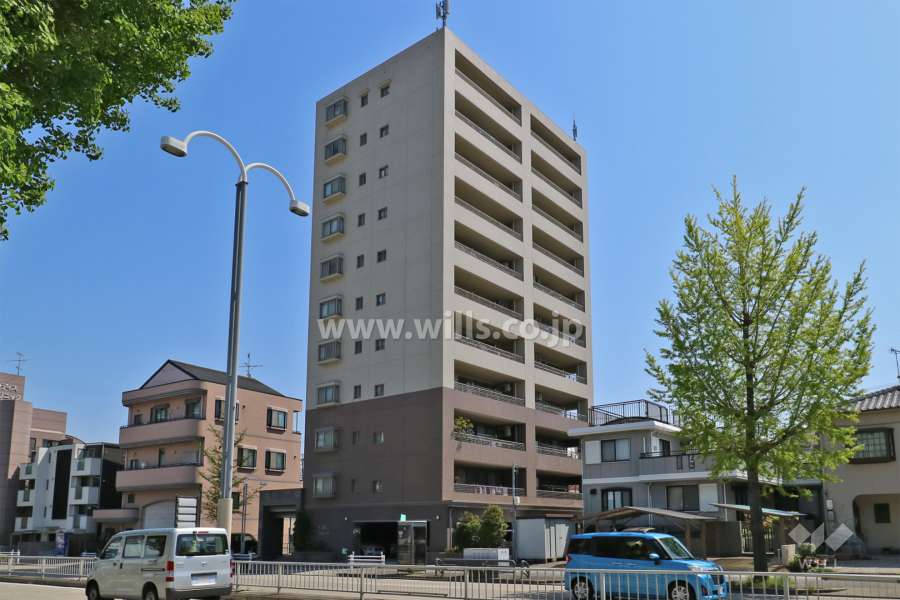 ロイヤルデュオ桜本町の外観